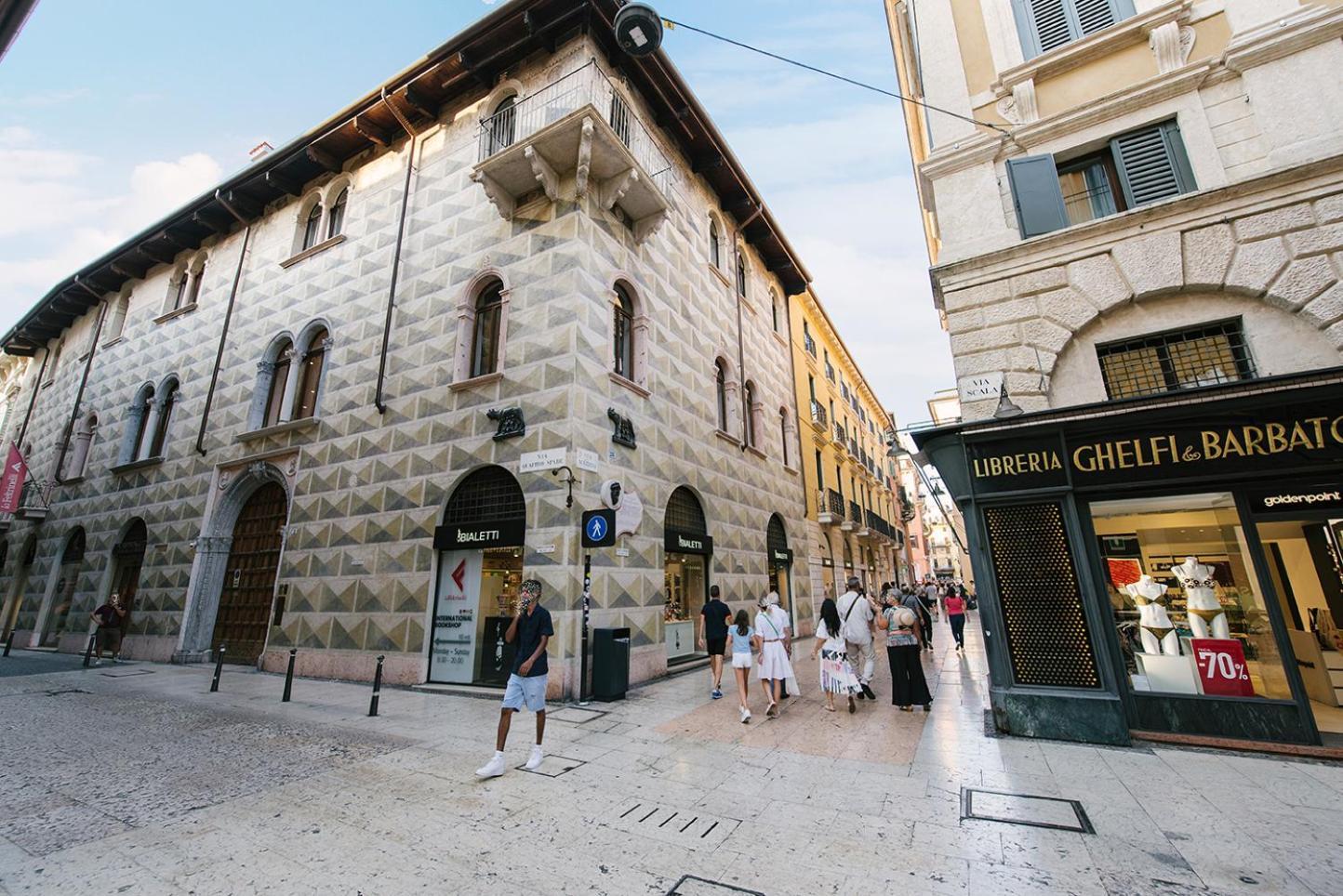 Palazzo Confalonieri Da Lisca Βερόνα Εξωτερικό φωτογραφία